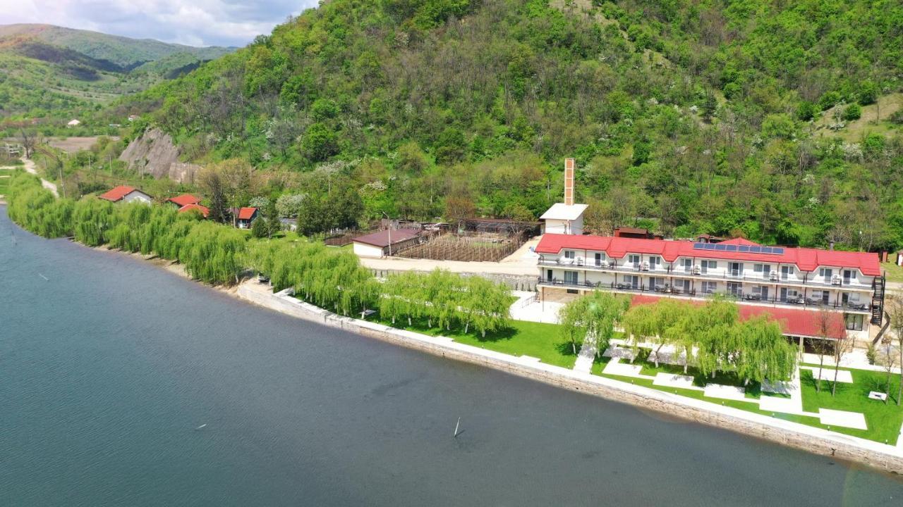 Vega Resort Restaurant & Lodge Orşova Exterior foto